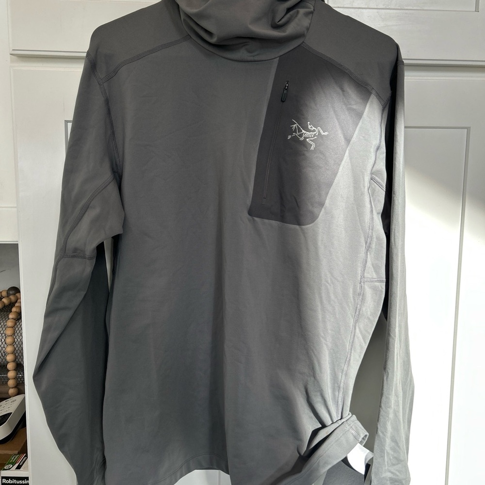 Sold!!! NWT Arc'teryx Delta Lt Hoody Pullover Hoody M